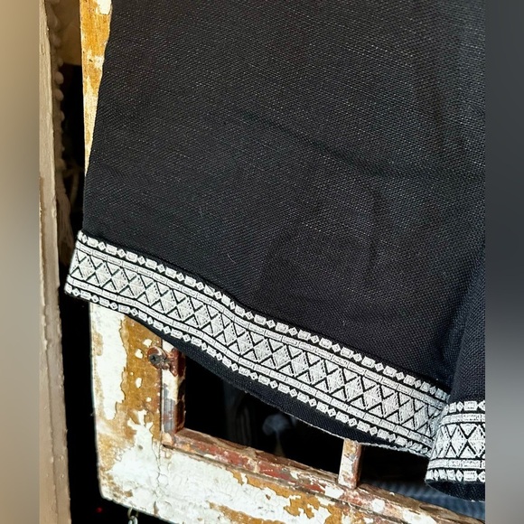 Kate Spade New York Black Linen Embellished Dress Shorts Womens Size 6 - Picture 4 of 6